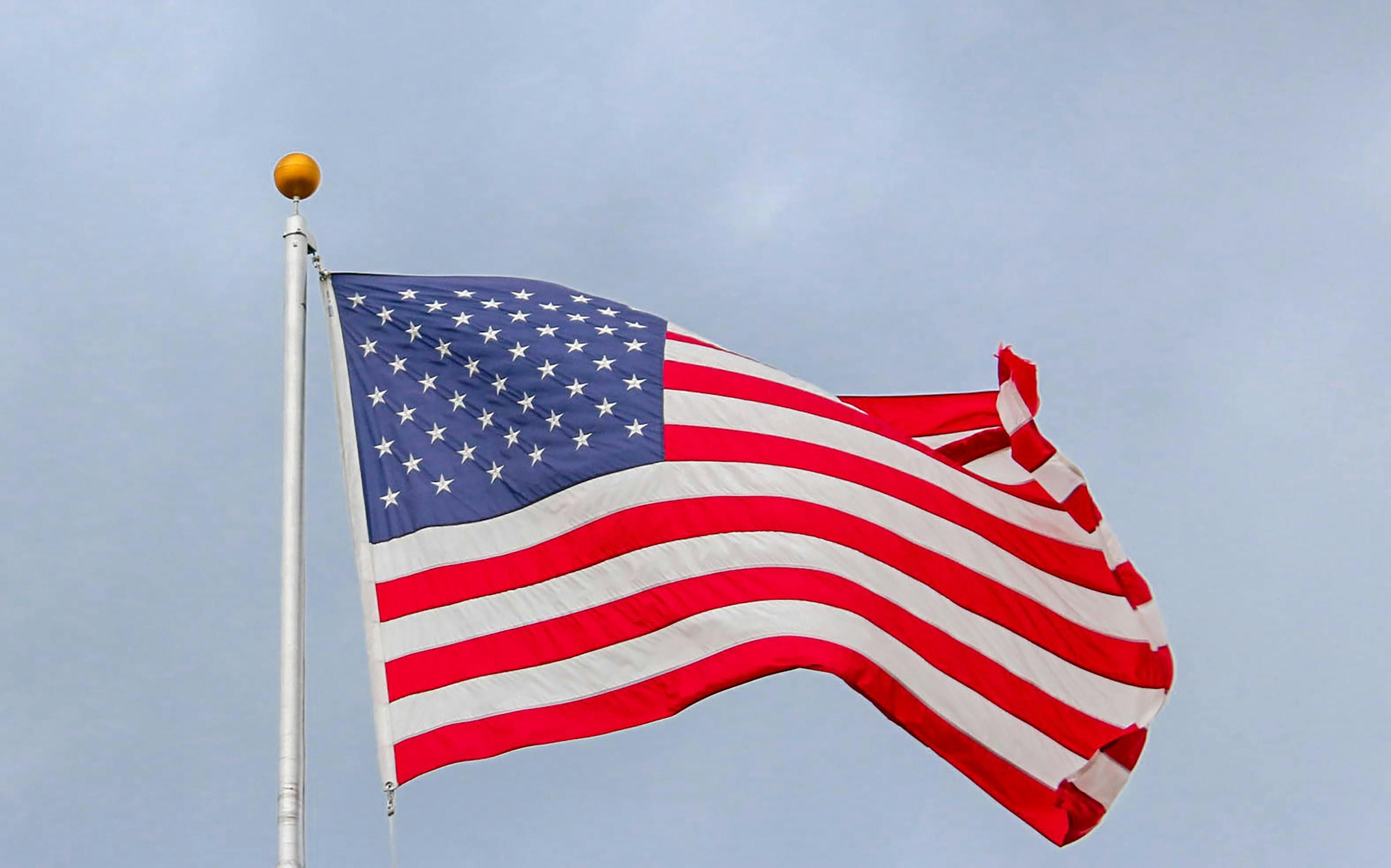 Bandera de Estados Unidos ondeando. Foto: Pexels/Element5 Digital